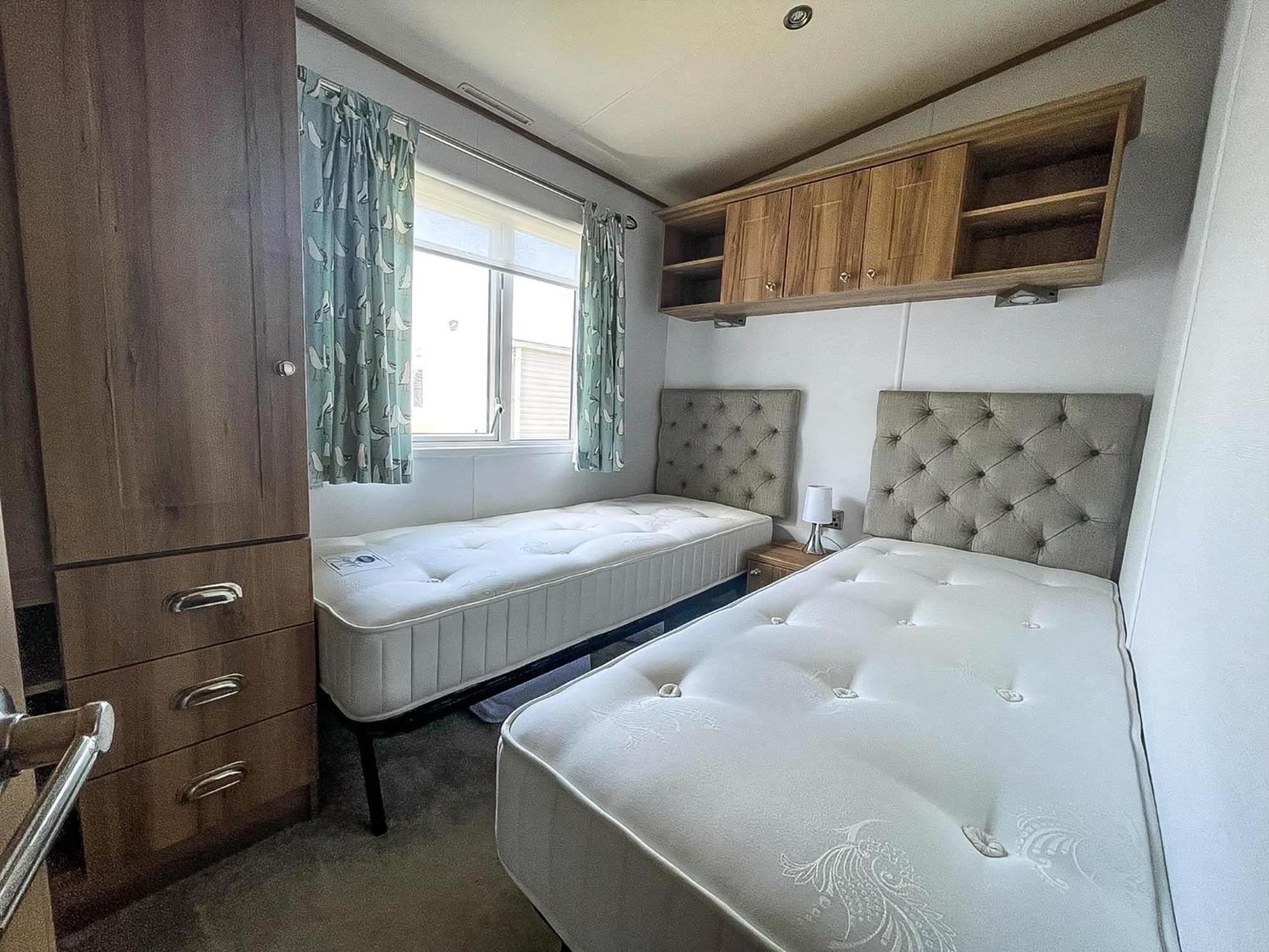 Beautiful Caravan With Decking At Carlton Meres Holiday Park, Suffolk Ref 60022M Saxmundham Exterior photo